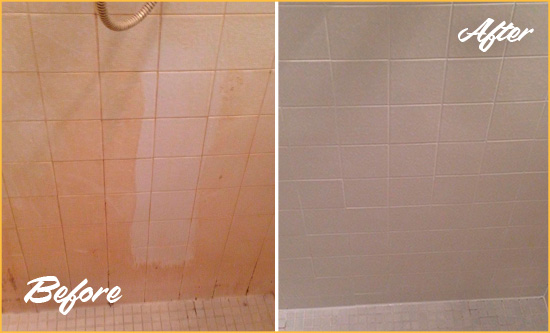 Before and After Picture of a Marietta Porcelaine Shower Cleaned to Remove Soap Scum
